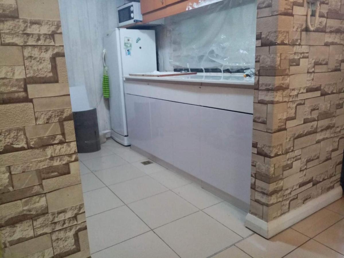 67 Sqm. Condo Unit In Robinson Place Residences Manila Dış mekan fotoğraf