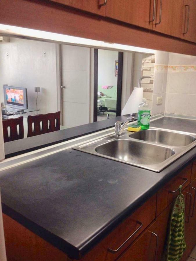 67 Sqm. Condo Unit In Robinson Place Residences Manila Dış mekan fotoğraf
