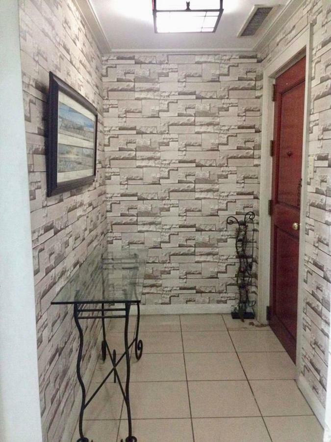 67 Sqm. Condo Unit In Robinson Place Residences Manila Dış mekan fotoğraf