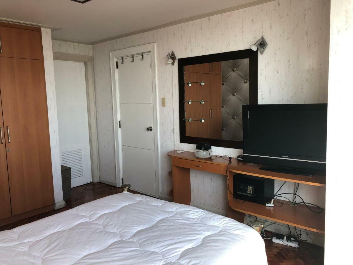 67 Sqm. Condo Unit In Robinson Place Residences Manila Dış mekan fotoğraf