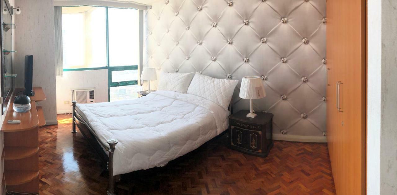 67 Sqm. Condo Unit In Robinson Place Residences Manila Dış mekan fotoğraf